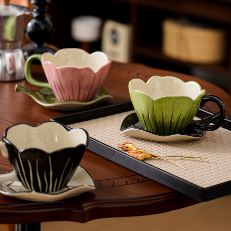 Conjunto de prato de xícara de - Coffee Tea And Leaf avaliação e preço