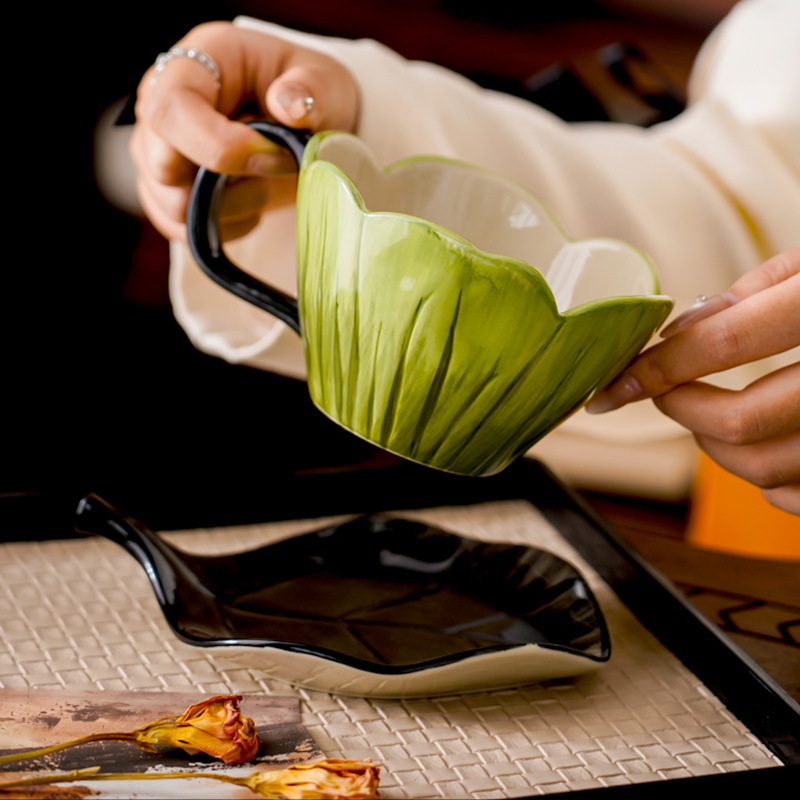 Conjunto de prato de xícara de - Coffee Tea And Leaf avaliação e preço